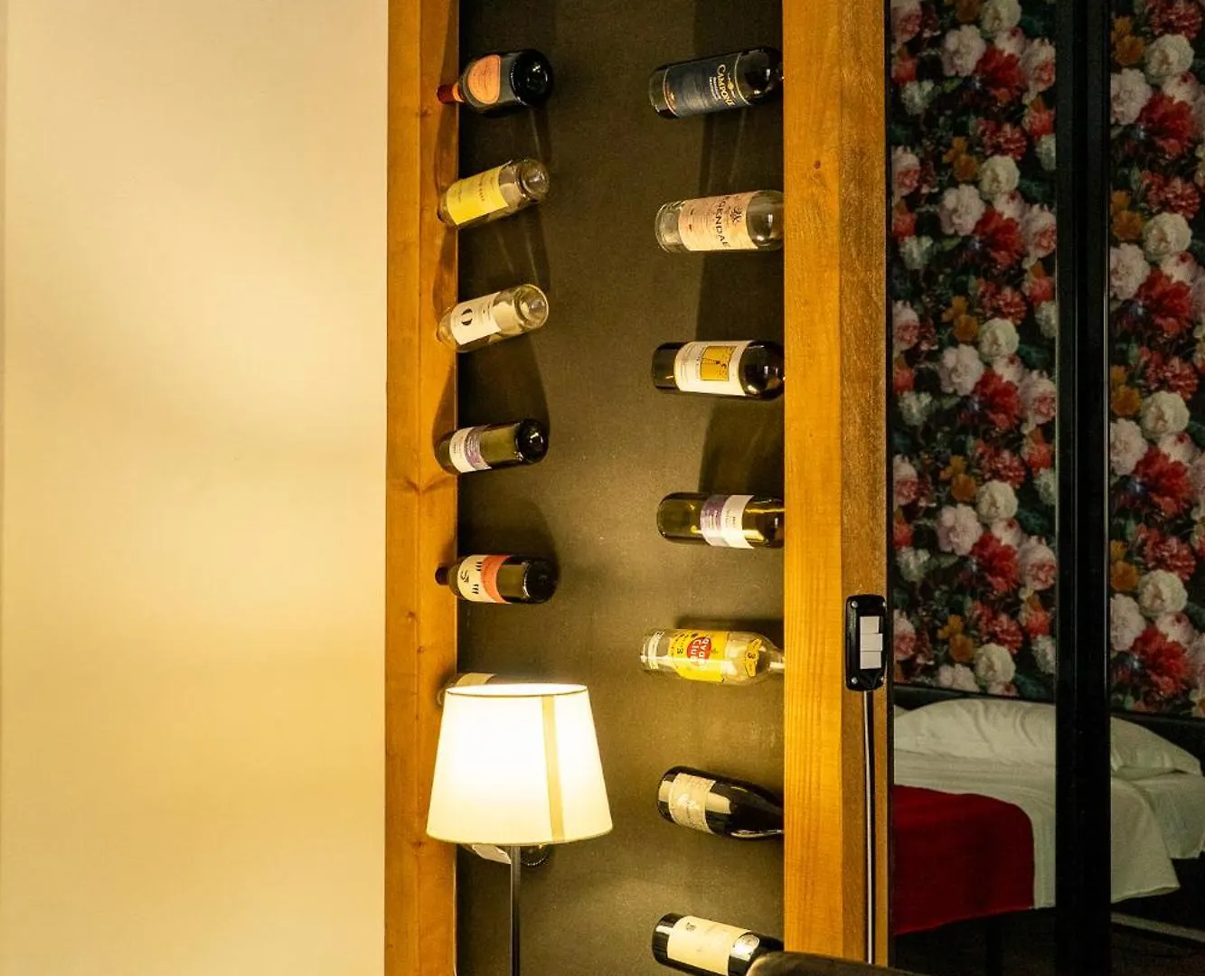 Lush Escape Suites - Hottube And Sauna Bari