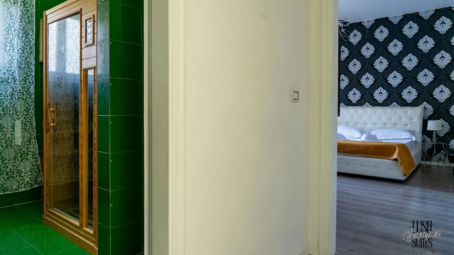 Lush Escape Suites - Hottube And Sauna Bari